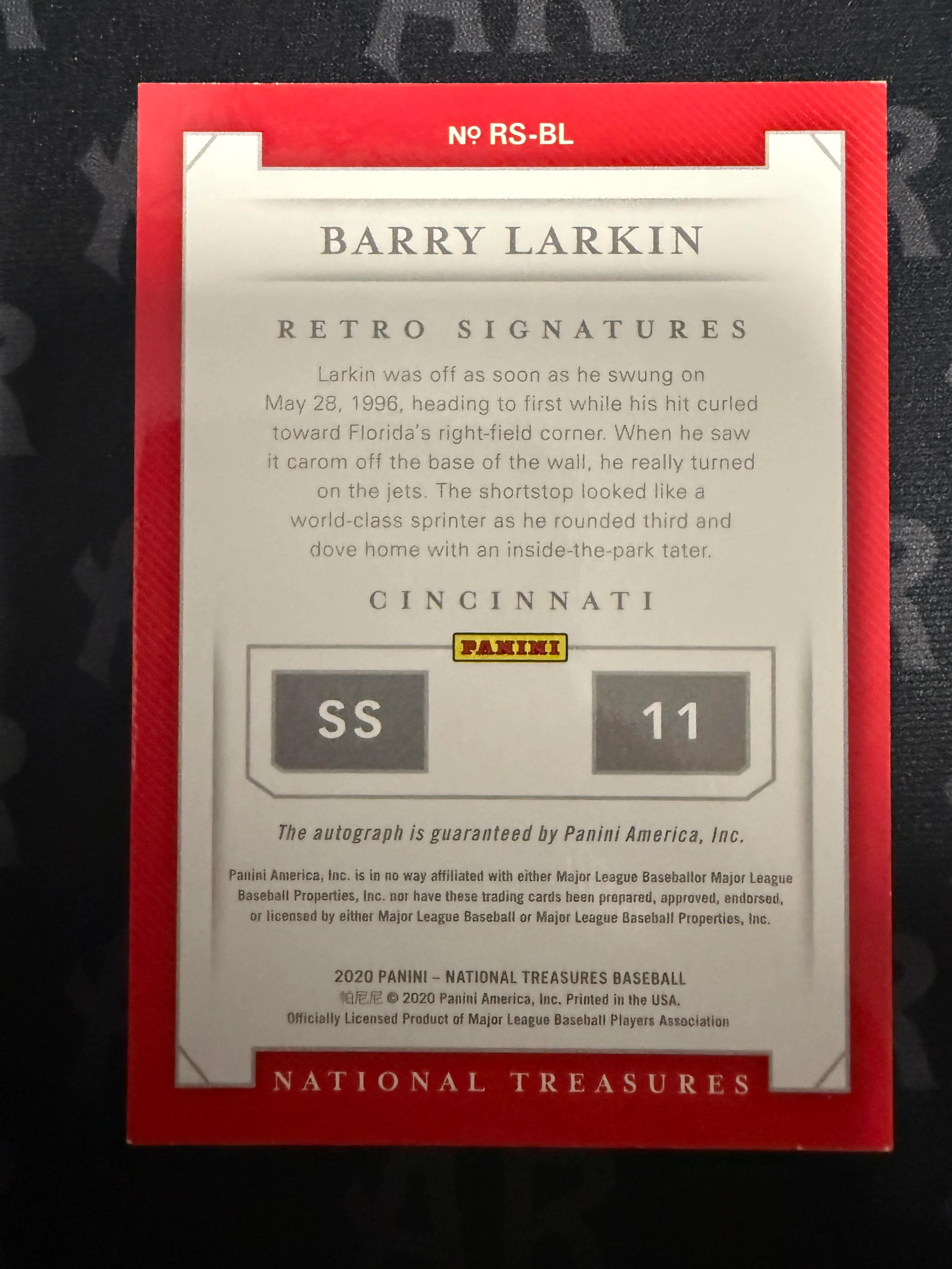 2020 Panini National Treasures #RS-BL Barry Larkin Retro Signatures /25 - Image 2